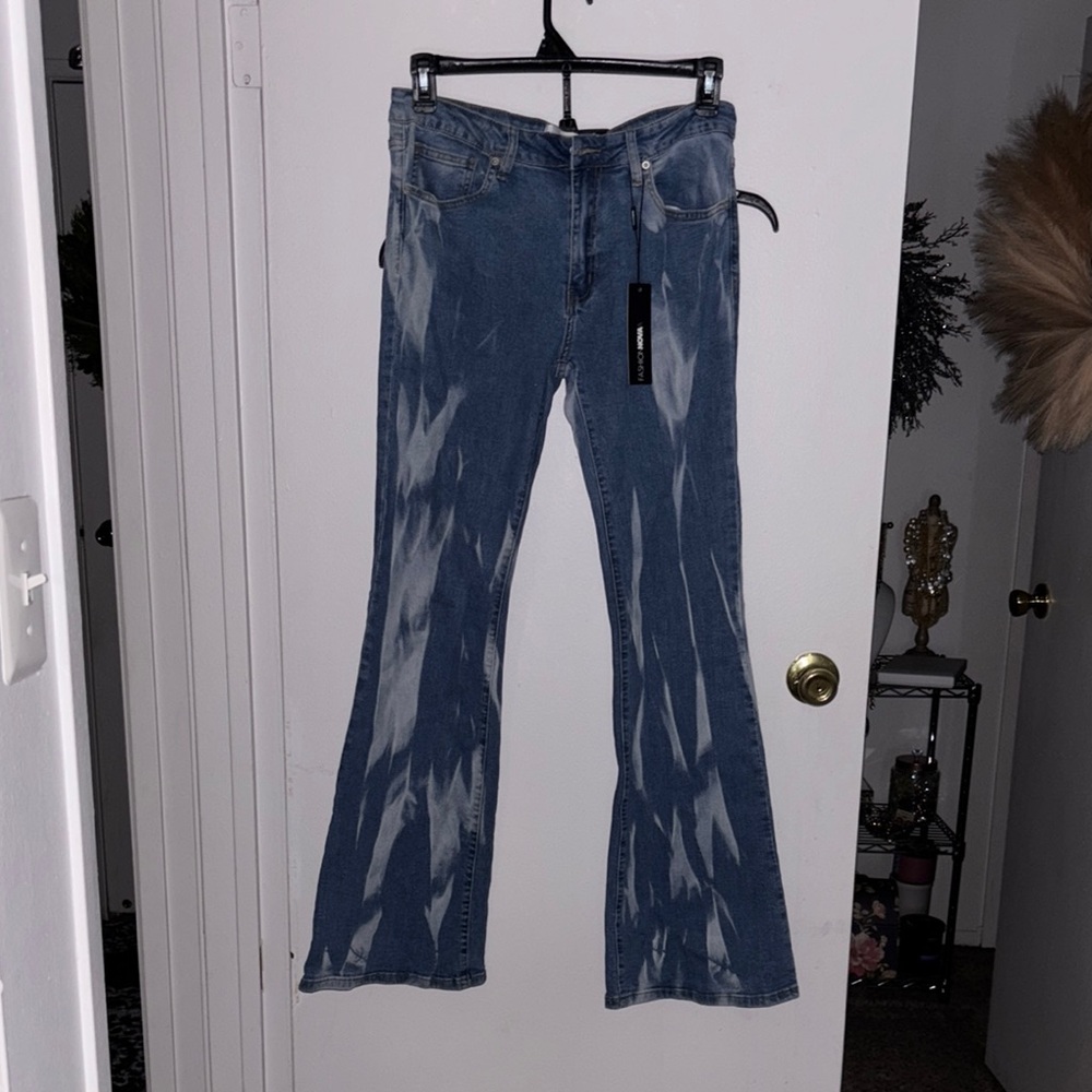 Fashion Nova Denim Jeans with White Accents